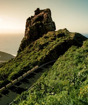 Long Road Going Up Mountain